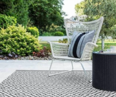 Choose Outdoor Rugs and Transform Your Outdoor Ambiance - 1